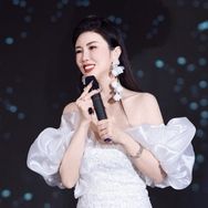 雅歌美学关系力抖音达人头像