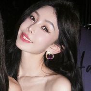 余潇潇💗9月1-4日早9点30直播上新抖音达人头像
