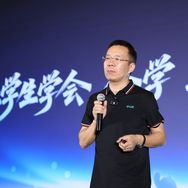 刘育涛讲数学抖音达人头像