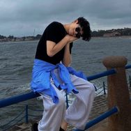 伍爱吾车抖音达人头像