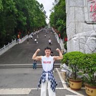 南猫（弘扬中华正能量🇨🇳）抖音达人头像