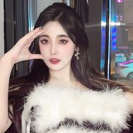 杨蜜蜜🍯抖音达人头像