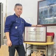 陈进晃食品旗舰店抖音达人头像