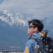 MrY抖音达人头像