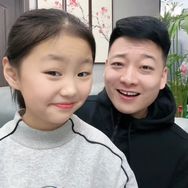 小洪欣抖音达人头像