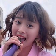 小表妹爱唱歌（招徒）抖音达人头像