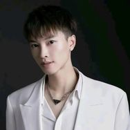 启大~抖音达人头像