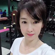 茉莉香云纱丝绸抖音达人头像