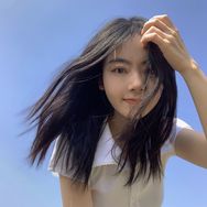 一颗杏子l抖音达人头像