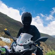 六月🏍️抖音达人头像