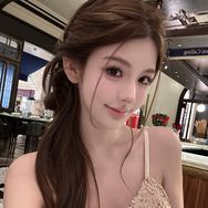 菲菲Fay抖音达人头像
