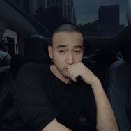 雷哥摄影抖音达人头像