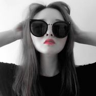请叫我女神💃经抖音达人头像