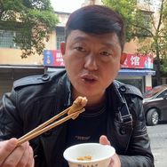 东北阿华在武汉抖音达人头像
