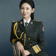 小懿🎤军旅歌手抖音达人头像