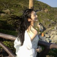 旦小怡🌱抖音达人头像