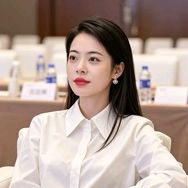 杨菲的小汽车抖音达人头像