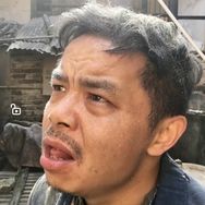养蜂人阿亮抖音达人头像