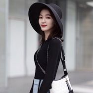 安雅Anya品牌女装抖音号头像