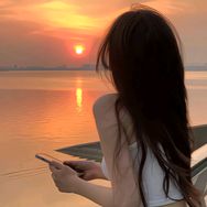 荨里睫美妆工具旗舰店抖音达人头像