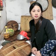 杨佩佩的日常号抖音达人头像