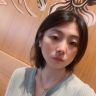 咔咔服装工作室抖音达人头像