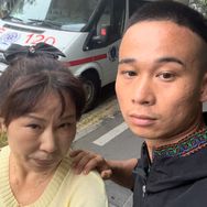 小亮陪（妈妈战胜子宫肌瘤癌变化疗）抖音达人头像