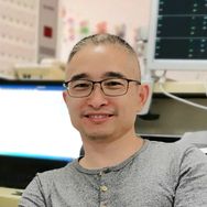 儿外刚哥抖音达人头像