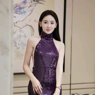 李紫青Elaine抖音达人头像