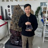 水晶村小老弟抖音达人头像