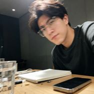 痞老板的咖啡屋☕抖音达人头像