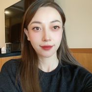 爱自律的小颖抖音达人头像