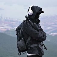 心佩章章抖音号头像