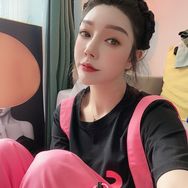 伊人风尚服饰抖音达人头像