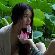 小欣在摸鱼🐠抖音达人头像