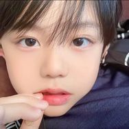 秋佑抖音达人头像