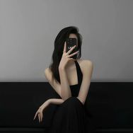 富贵小雅✨抖音达人头像