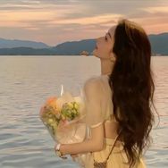 半夏追剧抖音达人头像