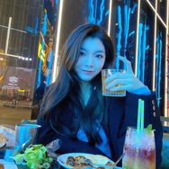 汤唯唯女装（早秋上新中）抖音达人头像