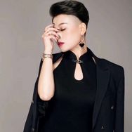 广州 钻爷（刘玥嶢）抖音达人头像