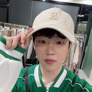 昊奇服饰抖音达人头像
