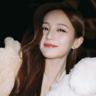 李一桐Q抖音达人头像