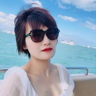 高光机床老板娘抖音达人头像