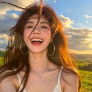 小蜜蜂在搬砖抖音达人头像