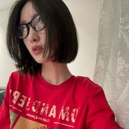 蜡笔小新烫头抖音达人头像