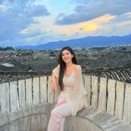 李羽墨⁷ ¹ ⁸🌞抖音达人头像