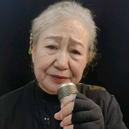霜儿抖音达人头像