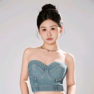 小简¹⁴⁷（索图互娱）抖音达人头像