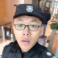 保安胖虎爱理财抖音达人头像