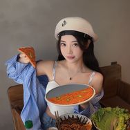 小茉莉Molly（大玩家版）抖音达人头像